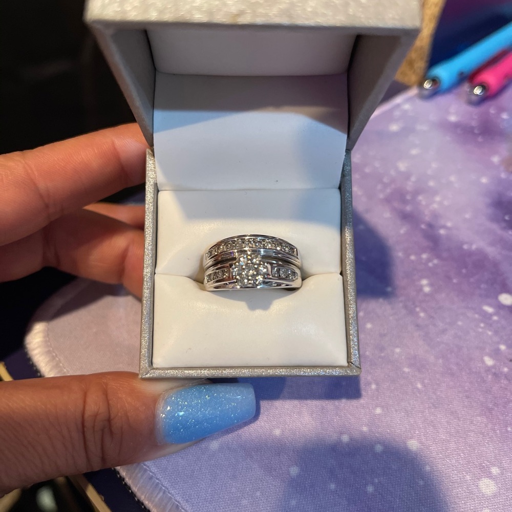 Engagement ring set